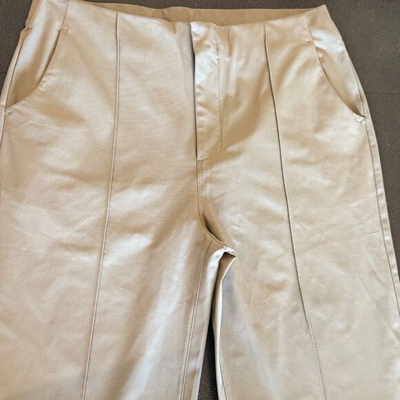 Vuori Taupe Meta Wide-Leg Pants size Large - Picture 4 of 11